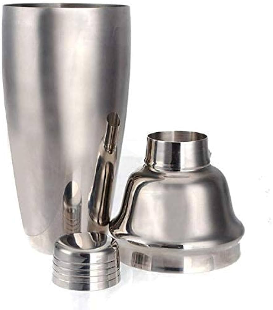 Stainless shaker for preparing drinks by whisking, 550 ml